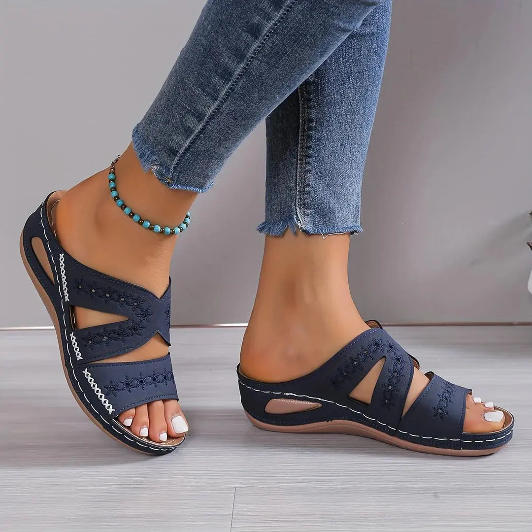 CHARLOTTE | STYLISH ERGONOMIC SANDALS